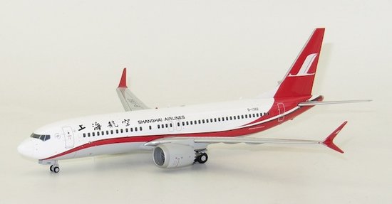 Boeing 737-8MAX Shanghai Airlines